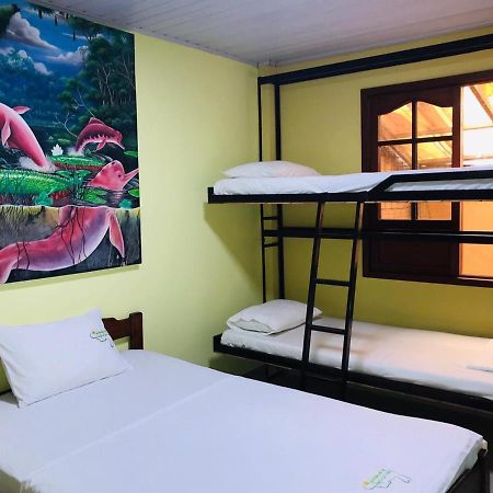 Hostal La Esperanza Leticia Exteriör bild