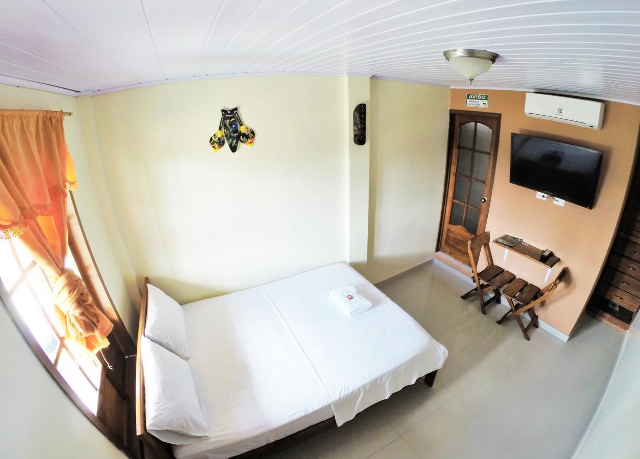 Hostal La Esperanza Leticia Exteriör bild