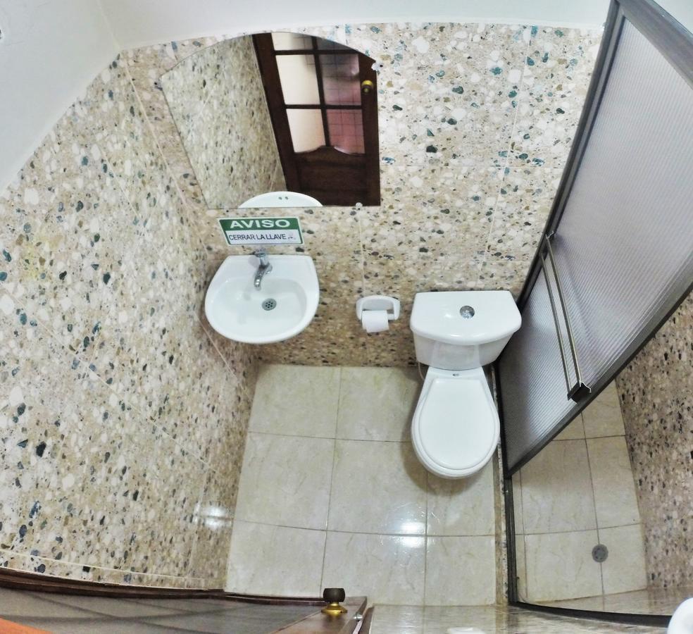 Hostal La Esperanza Leticia Exteriör bild